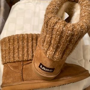 Lamo vegan boots brown size 8 used super soft in great condition